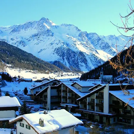Alpina Apartment *